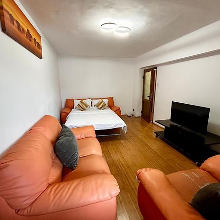 Jad - Familiy 4 Rooms Apartment - Near Forest And Historic Center - Racadau Braşov Buitenkant foto