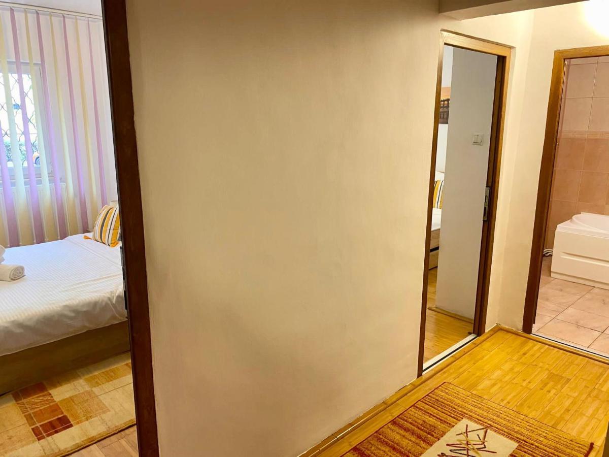 Jad - Familiy 4 Rooms Apartment - Near Forest And Historic Center - Racadau Braşov Buitenkant foto