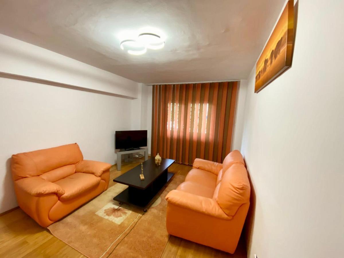 Jad - Familiy 4 Rooms Apartment - Near Forest And Historic Center - Racadau Braşov Buitenkant foto