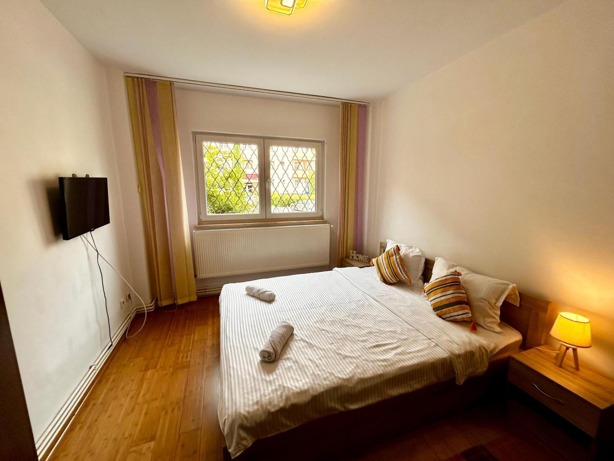 Jad - Familiy 4 Rooms Apartment - Near Forest And Historic Center - Racadau Braşov Buitenkant foto